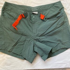 Like New Columbia Hiking Shorts!